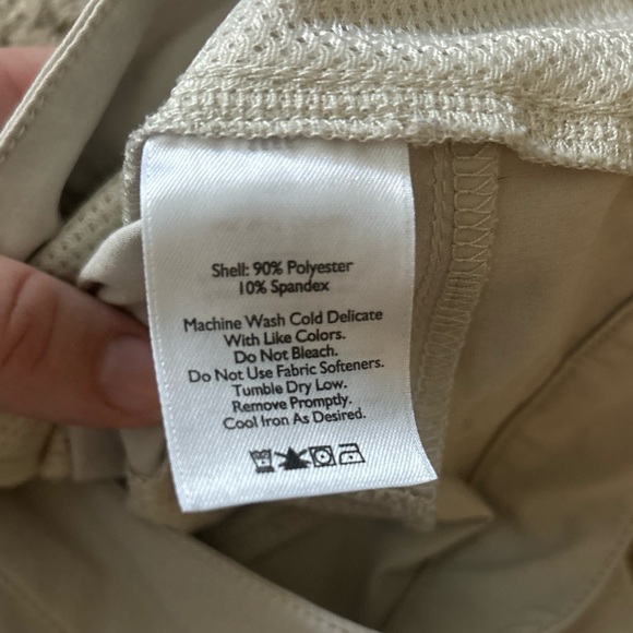 Eddie Bauer Women’s Size 18 Shorts - Picture 7 of 7